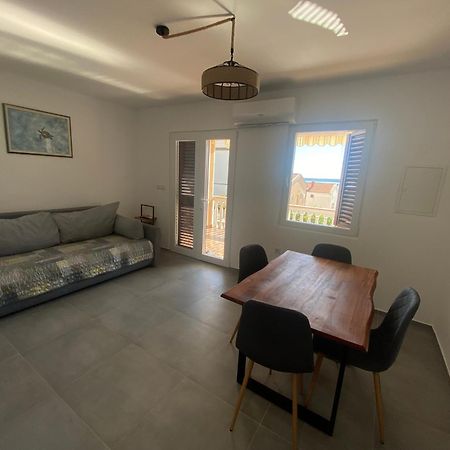 Casa Maslina - 2 Apartment รทินา ภายนอก รูปภาพ